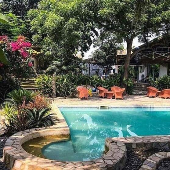 Kokrobite Gardens Restaurant And Guest House Exterior foto