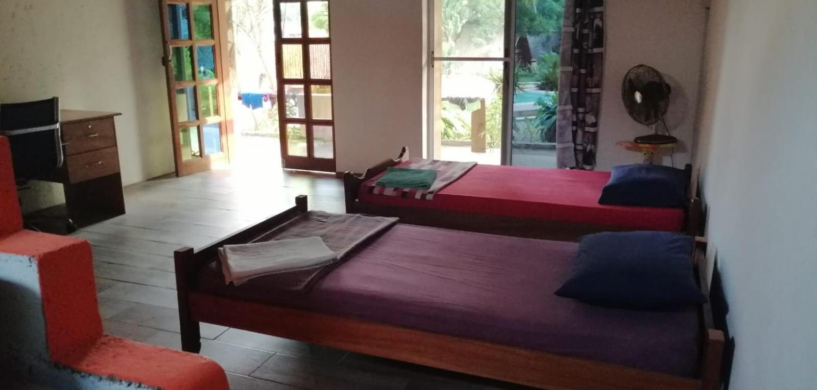 Kokrobite Gardens Restaurant And Guest House Exterior foto
